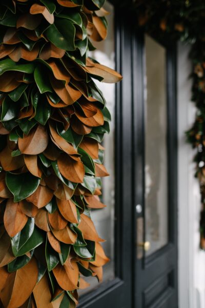 Weston Farms Magnolia Garland