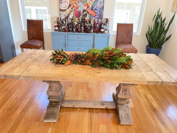 Emerald Lace Vertical Swag