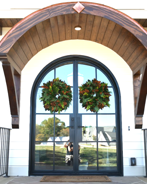 High Point Tapestry 28" Wreath